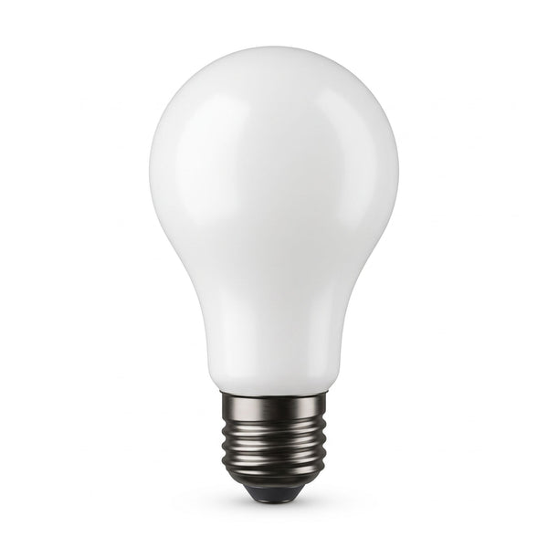Ampoule LED E27 de forme A60, verre opale blanc et culot à vis métallique, sur fond blanc